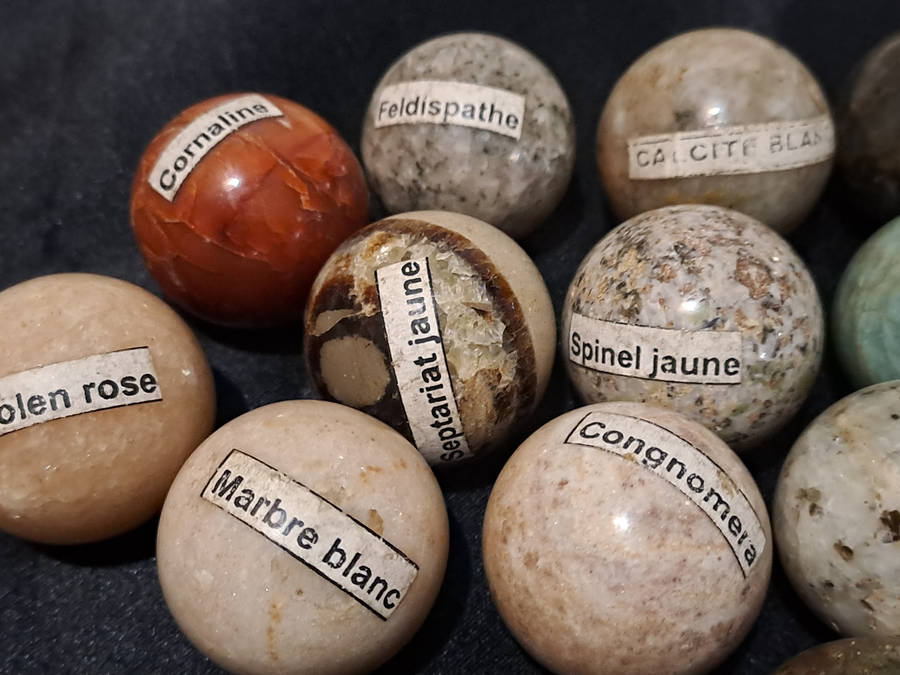 18 different stone and gemstone marbles