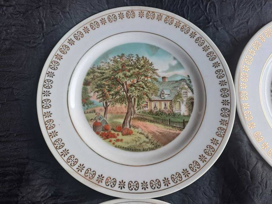 Curry & Ives four seasons decorative plates, Japan