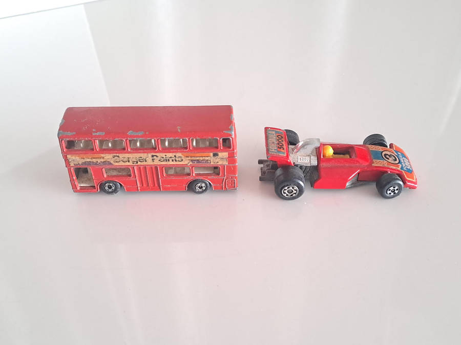 2 x Matchbox collectable cars