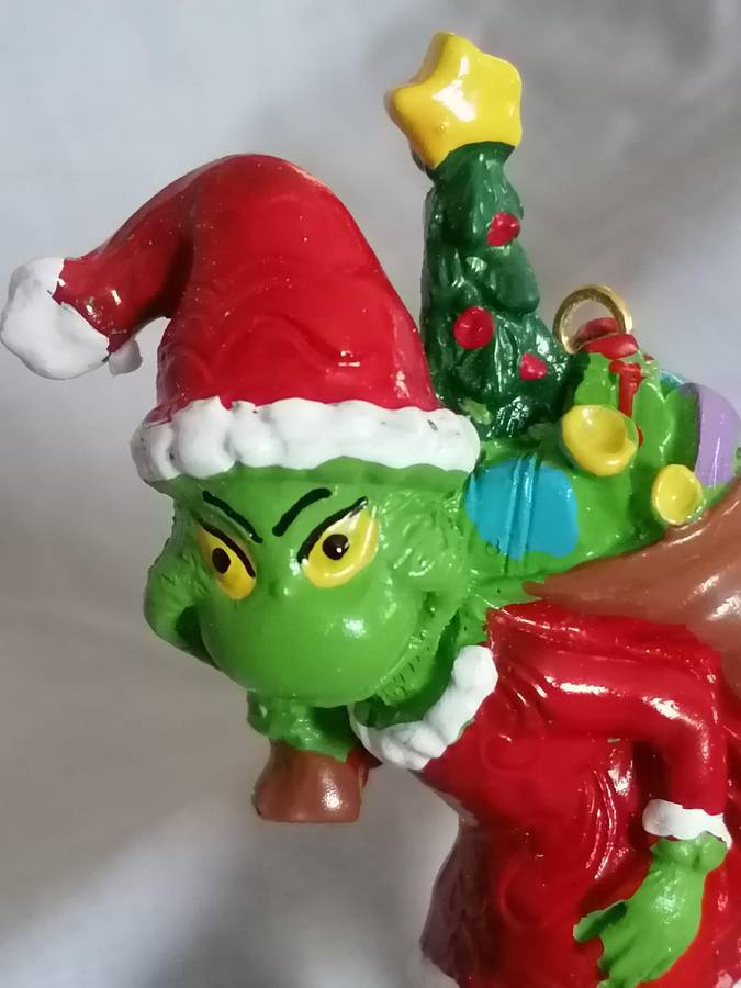 COLLECTORS THE GRINCH RESIN TREE ORNAMENT (LIMITED)(LAST ONE)