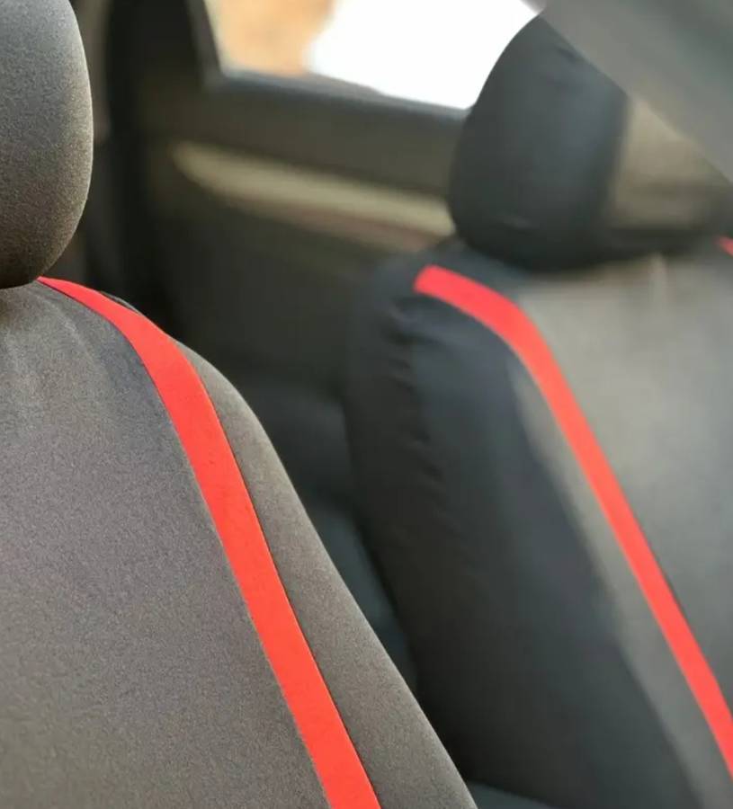 Universal Car Seat Covers - Polyester - 5 Heads Red & Black