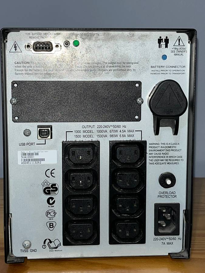 APC Smart UPS 1000VA
