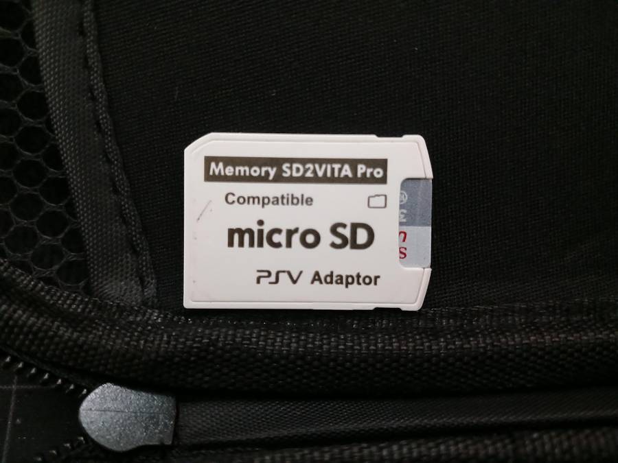 PlayStation VITA OLED (PCH-1104) - Very good condition