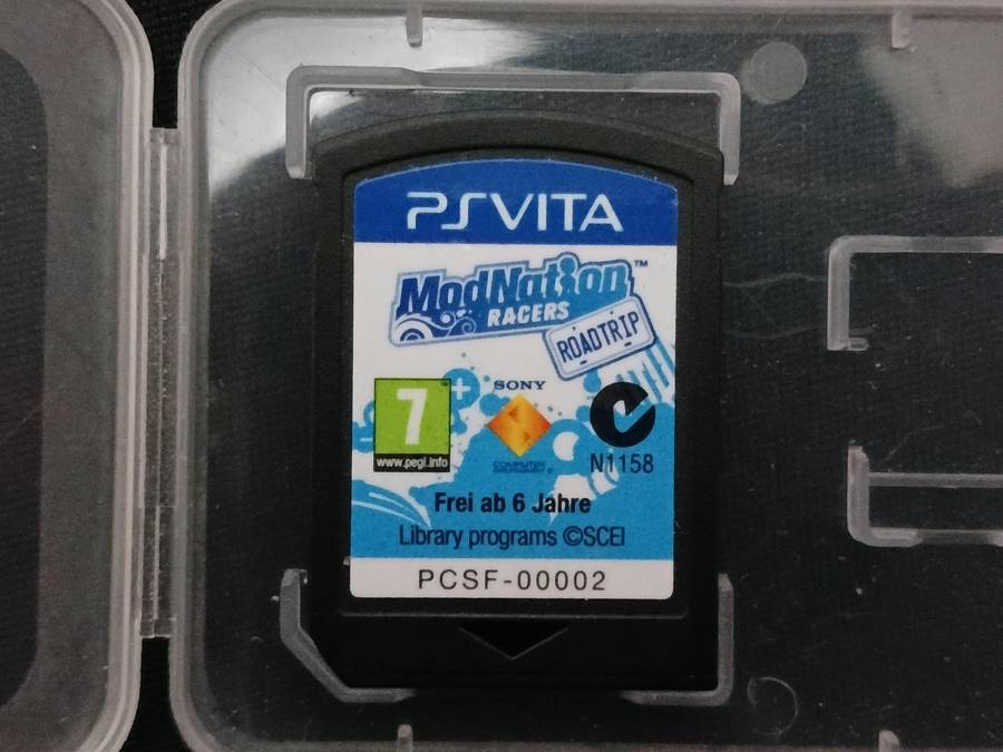 PlayStation VITA OLED (PCH-1104) - Very good condition
