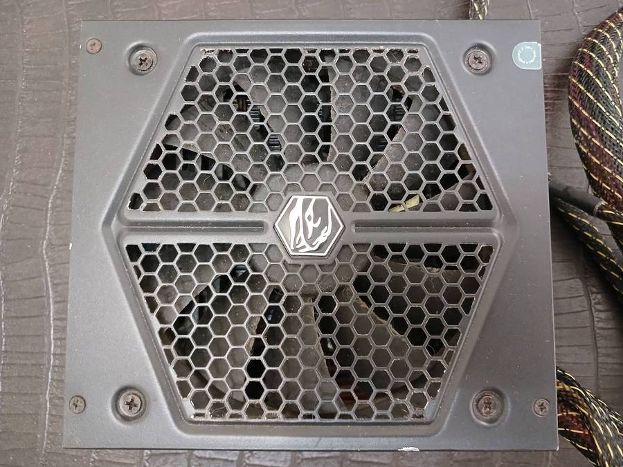 Raidmax 1000W 80+ Gold PSU