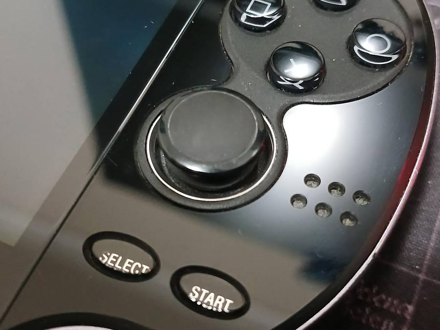 PlayStation VITA OLED (PCH-1104) - Very good condition