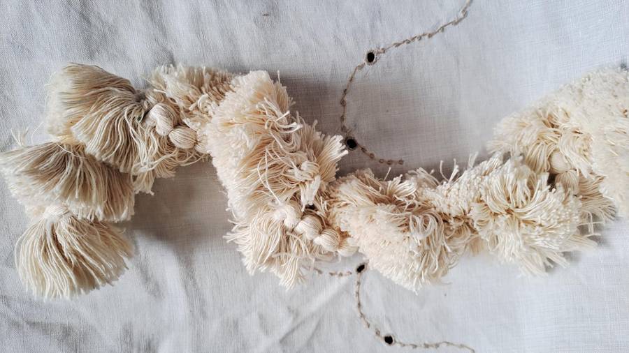 Piece of thick cushion fringe remnant -white  cotton - 2 m  long