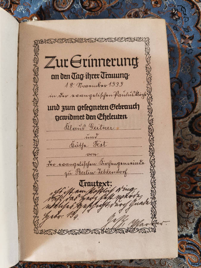 Antique German WWII Bible (Wedding Bible, 1939)  Preußische Hauptbibelgesellschaft, Berlin