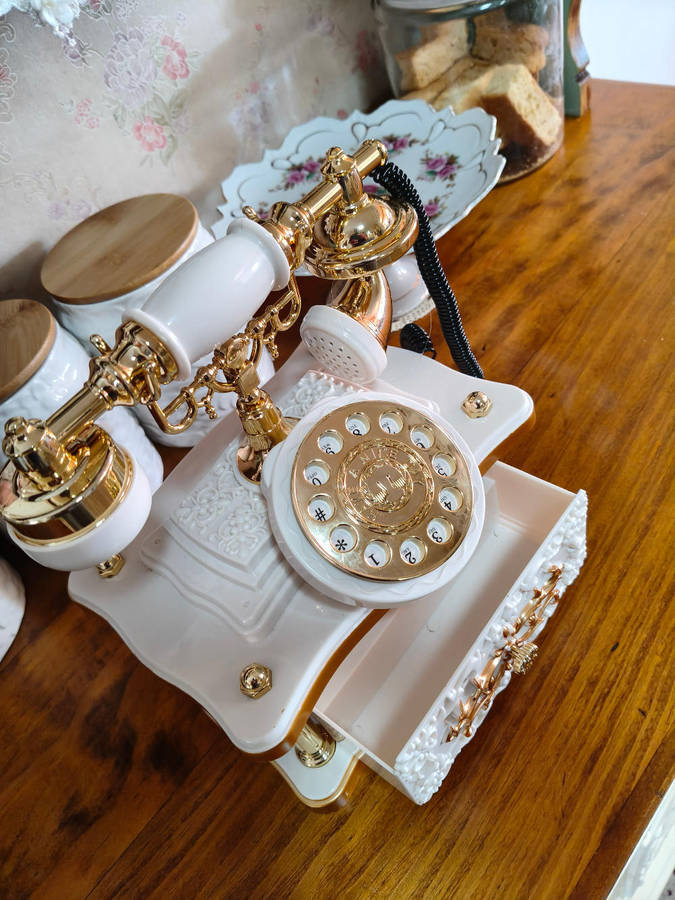Vintage phone music box