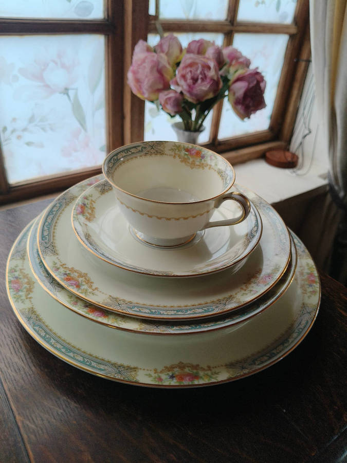 Rare Noritake Occupied Japan Tea & Dinner Set  Place Setting for One (19451952)