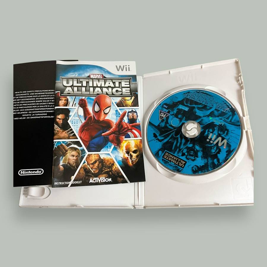 3 x Wii Games - Titanic, an Agatha Christie mystery, and Ultimate Alliance