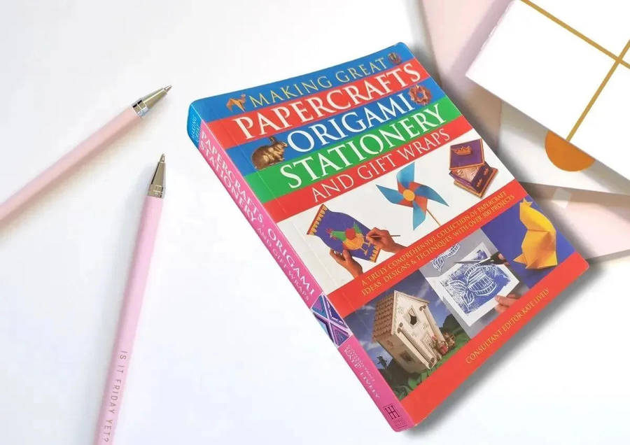 Making Great Papercrafts, Origami, Stationery and Gift Wraps: A truly comprehensive collection of pa