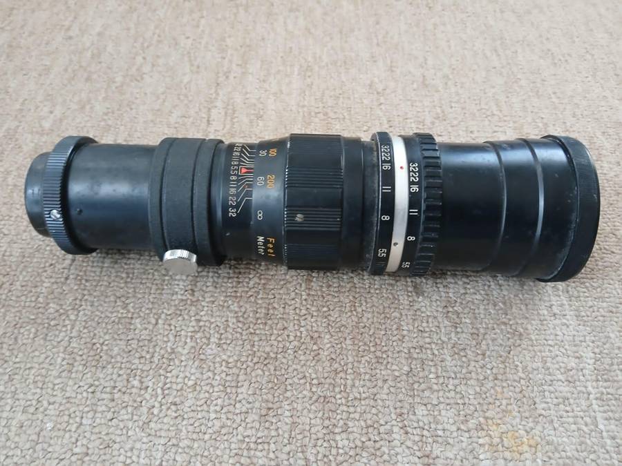 Soligor 300mm f/5.5 Telephoto Lens