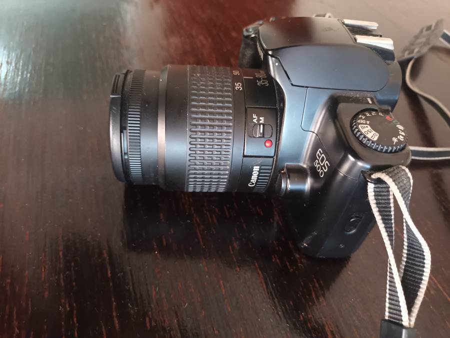 CANON EOS 500