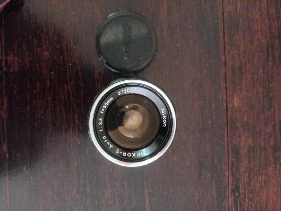Nikon Nikkor-S Auto 35mm F2.8 Pre-Ai Wide Angle Prime Lens Full Frame Made In Japan