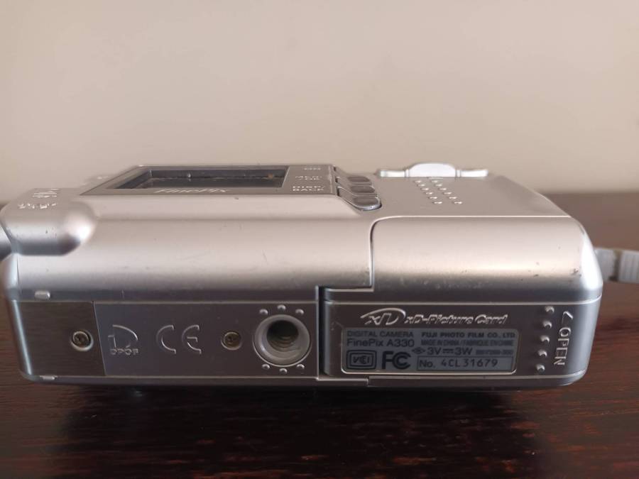 Fujifilm Finepix A330 3.2 Megapixel Digital Camera