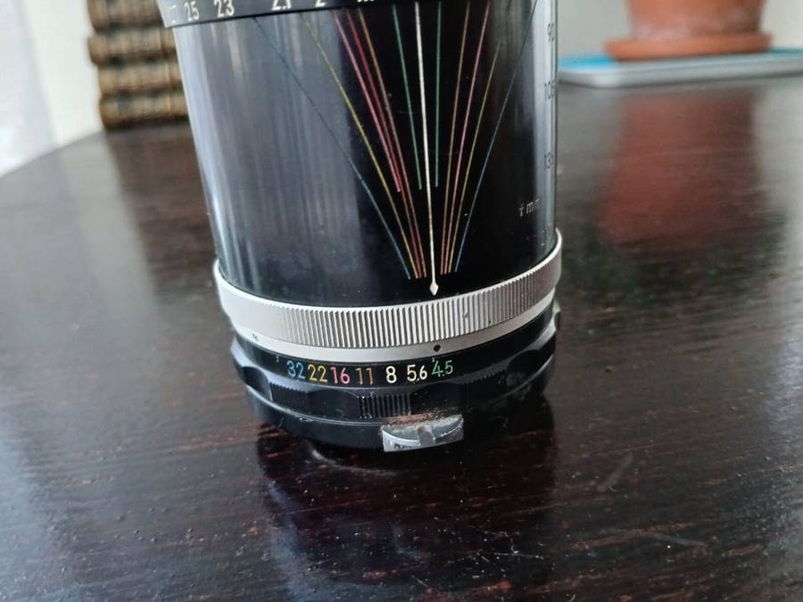 Zoom-NIKKOR·C Auto 1:4.5 f80-200mm