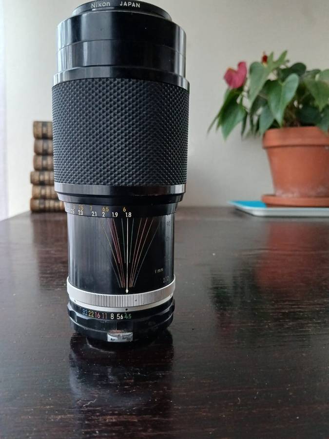 Zoom-NIKKOR·C Auto 1:4.5 f80-200mm