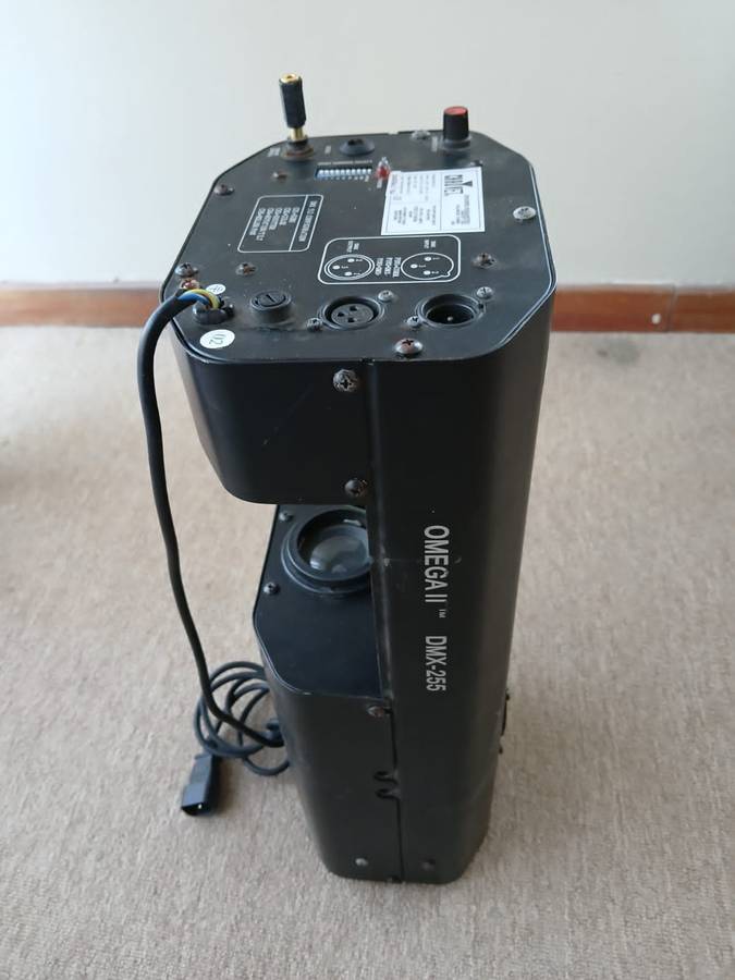 Chauvet DJ DMX-255-OMEGAII DMX Scanner Light