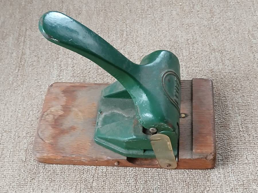 VINTAGE Leitz Office Punch 1940's