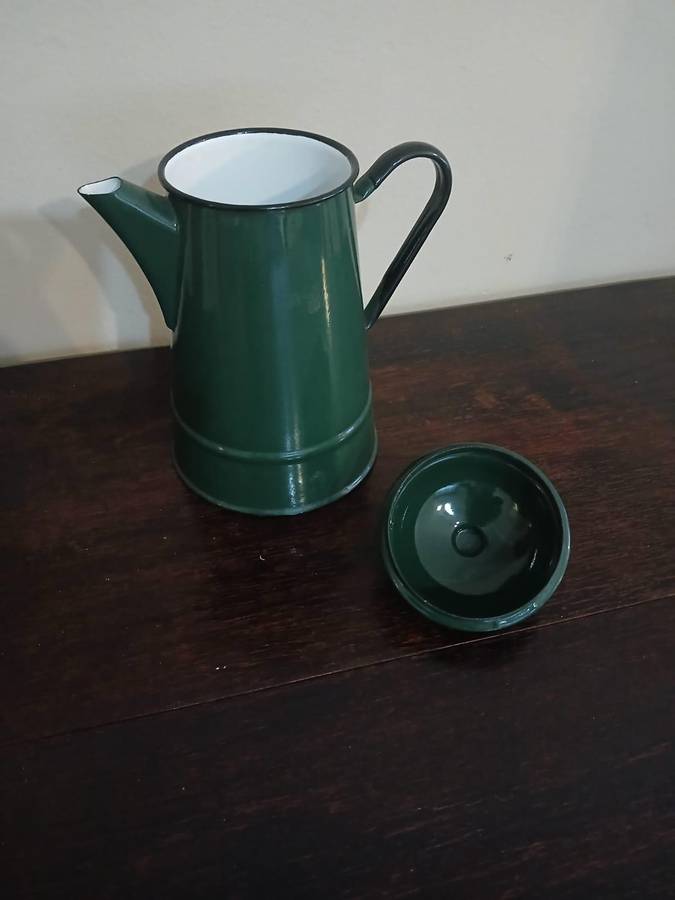 VINTAGE Traditional Green Enamel Coffee Pot