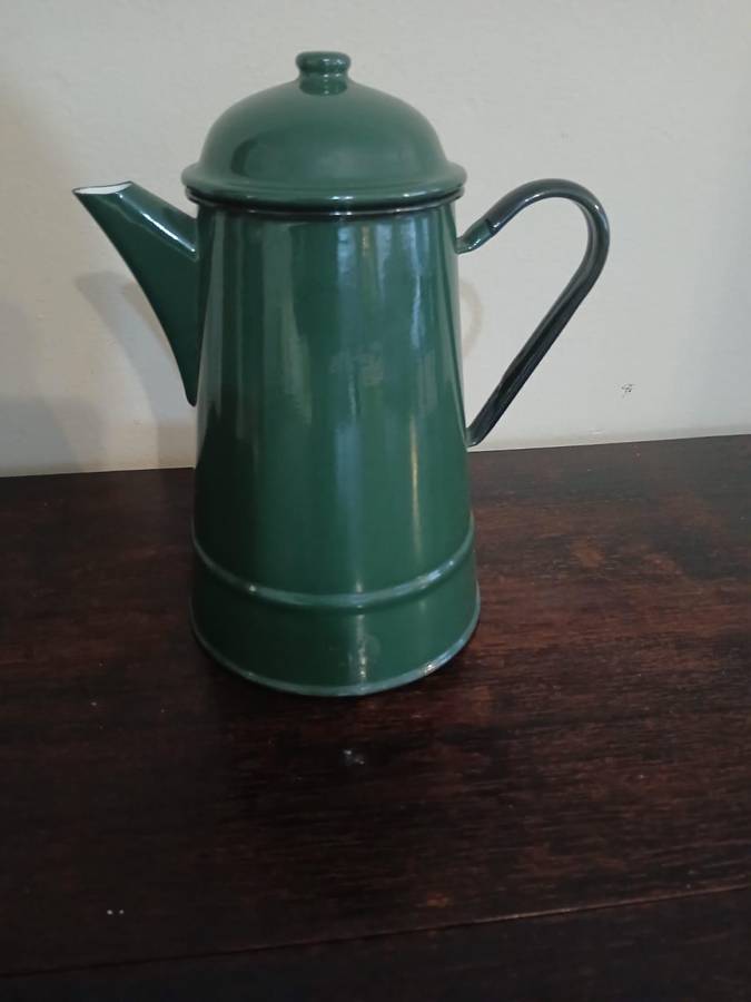 VINTAGE Traditional Green Enamel Coffee Pot