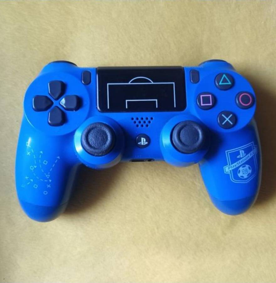 Sony DualShock 4 Wireless Controller (F.C. Football Club Limited Edition) - (PS4) PlayStation 4