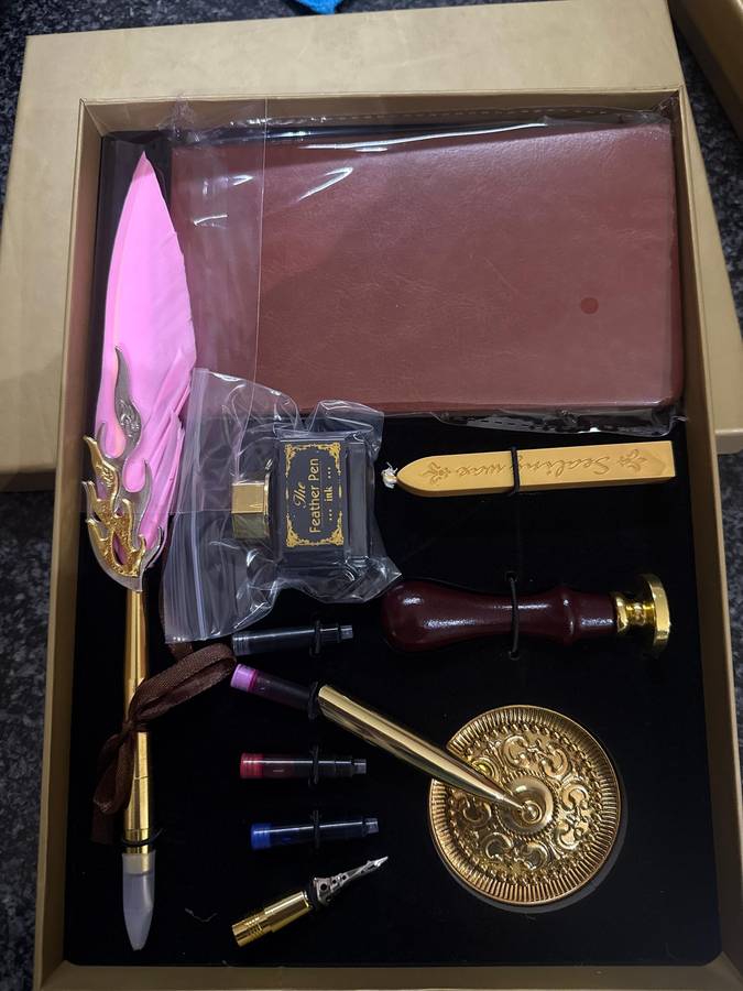 16pcs European Style Feather Pen Set With Ink British Retro Dip Feather Pen Set Wax Seal Student Dip