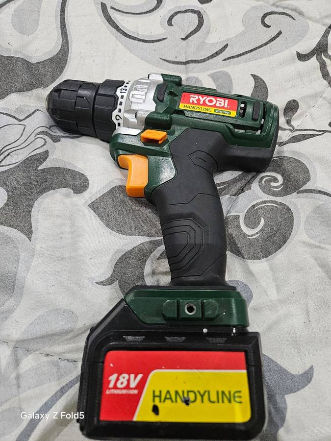 Ryobi Handyline HLD-180 18V Cordless Drill Driver including charger