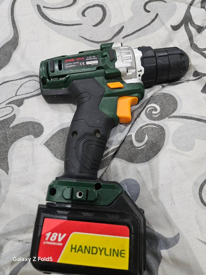 Ryobi Handyline HLD-180 18V Cordless Drill Driver including charger
