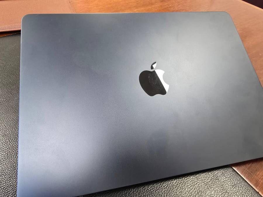Apple MacBook Air 13, M2: 8Gb Unified Memory, 512Gb SSD Storage