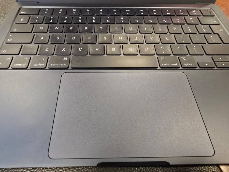 Apple MacBook Air 13, M2: 8Gb Unified Memory, 512Gb SSD Storage