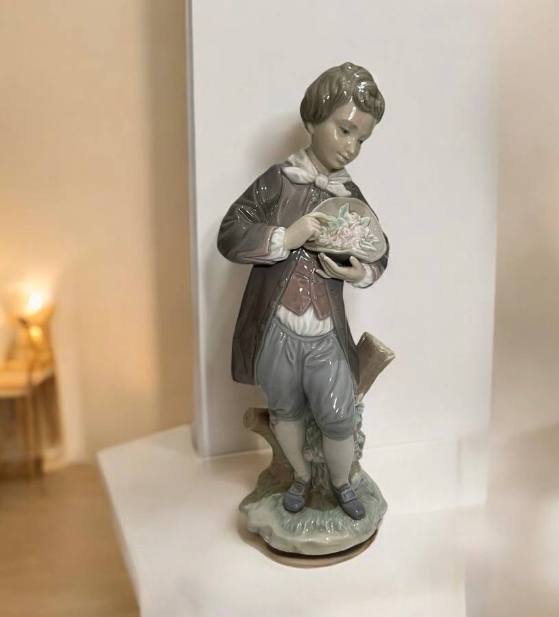Ornament Lladro figurine