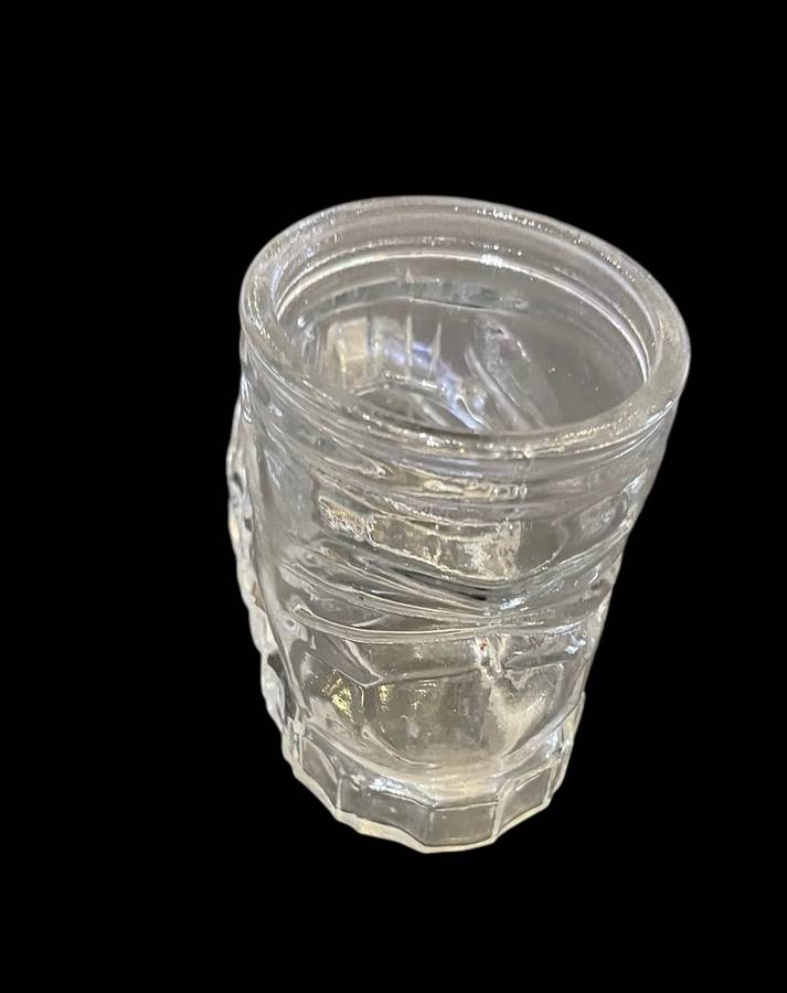 Vase glass shoe