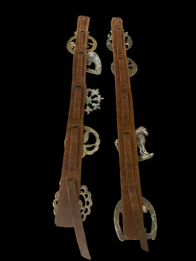 Horse brasses straps each