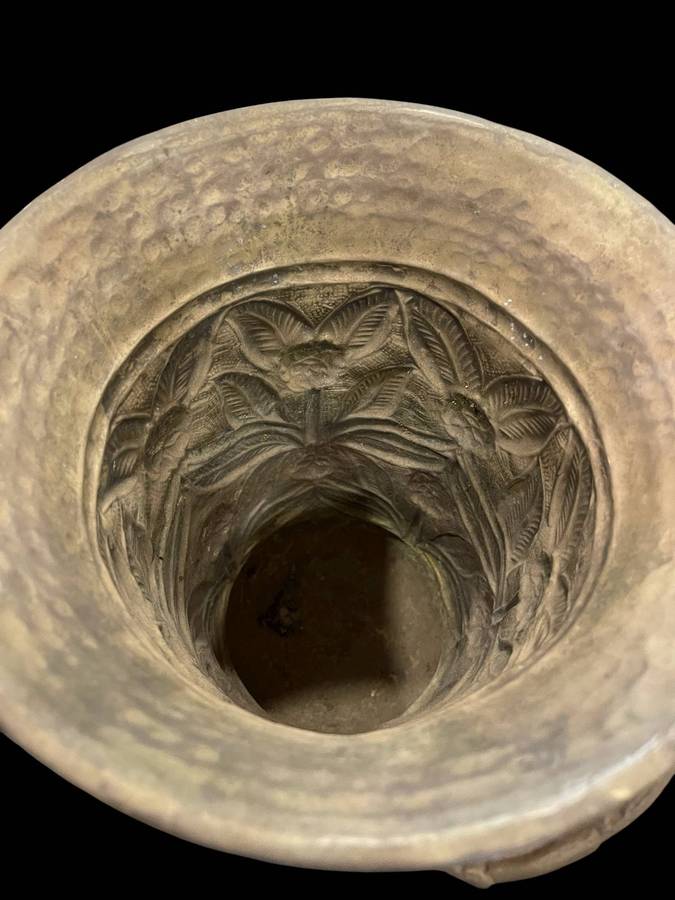Vase large brass