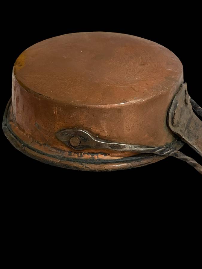 Pan copper antique