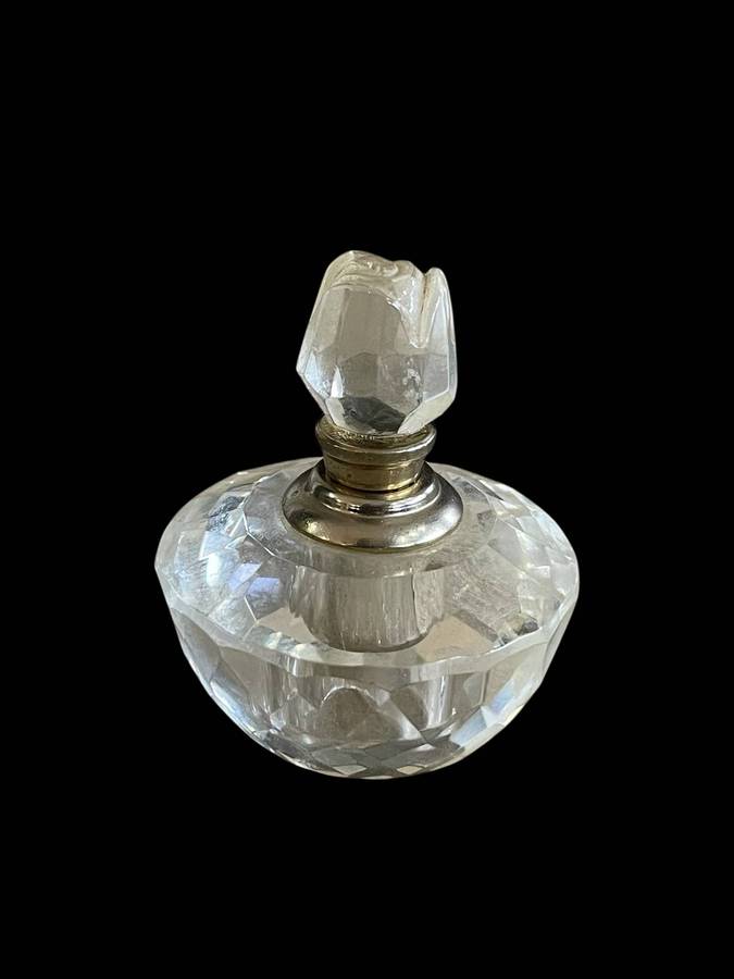 Perfume bottle