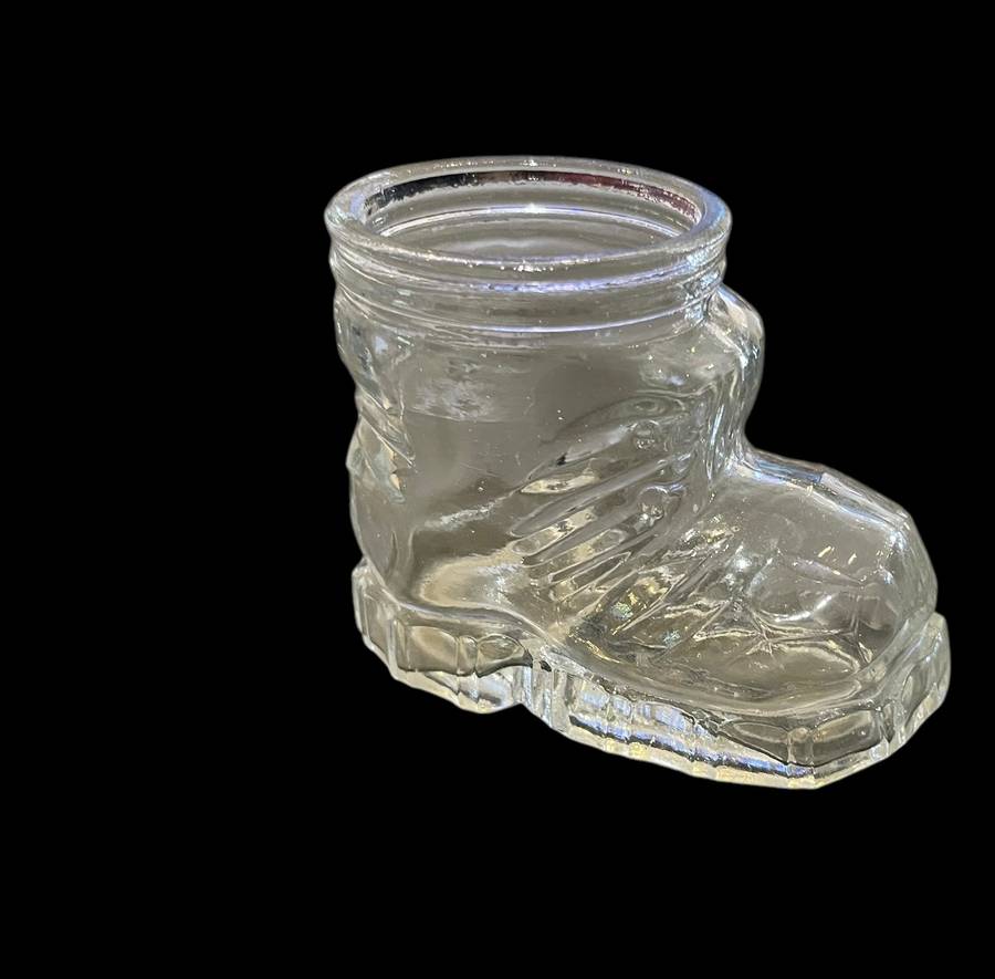 Vase glass shoe