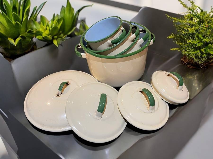 Pots enamel set x4