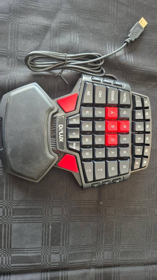 Delux T9 Professional Gaming Keyboard