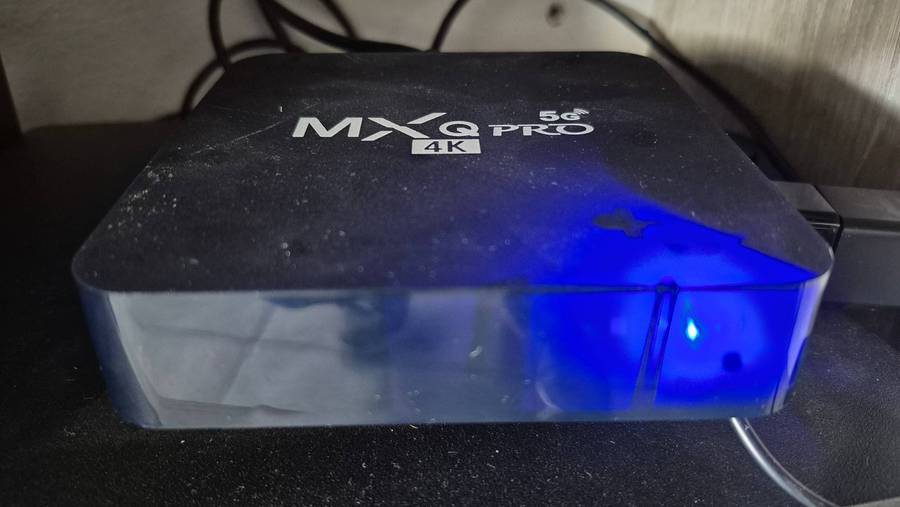 MxQPro Smart TV box