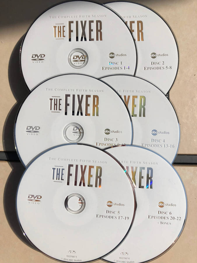 The Fixer (Scandal) (5th Season) DVD Bundle