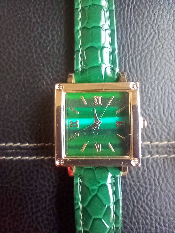 ladies gold plated watch and jewelry set