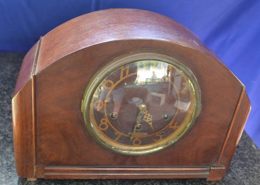 Seth Thomas Vintage Wooden Mantle Clock
