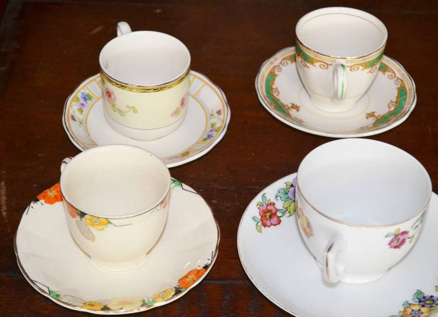 Selection of 12 Vintage Porcelain Duos - Various Makers