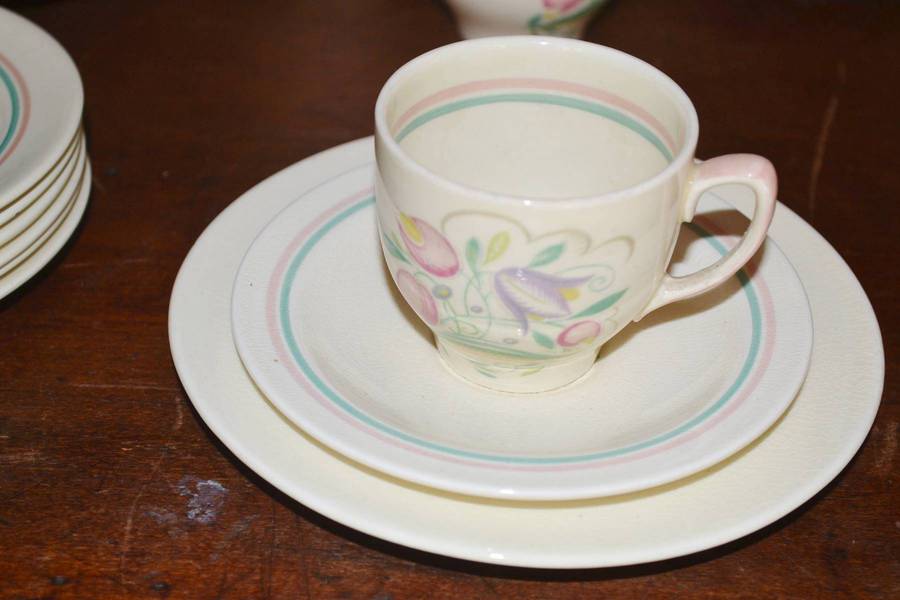 Susie Cooper Part Dinner Service - Dresden Spray - 65 Pieces