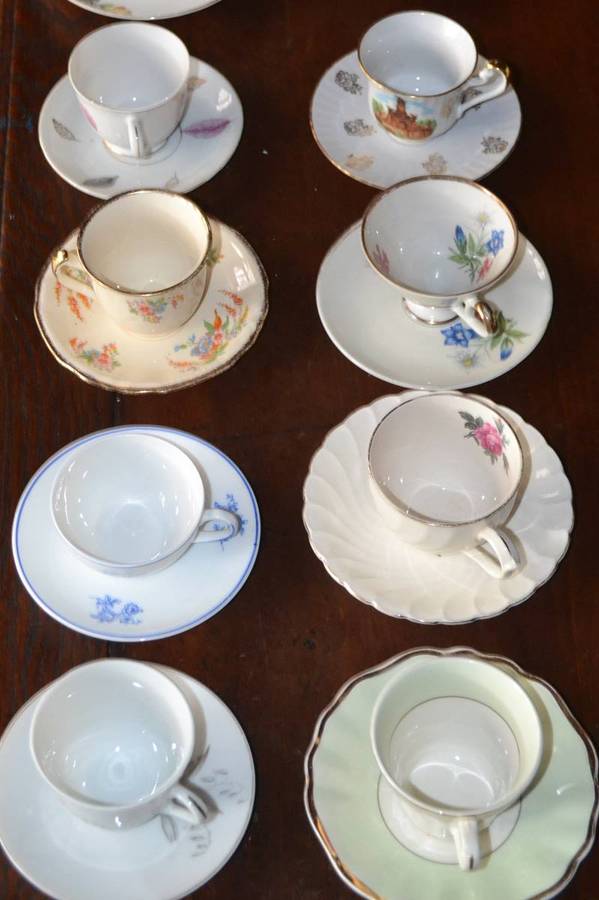 Selection of 12 Vintage Porcelain Duos - Various Makers