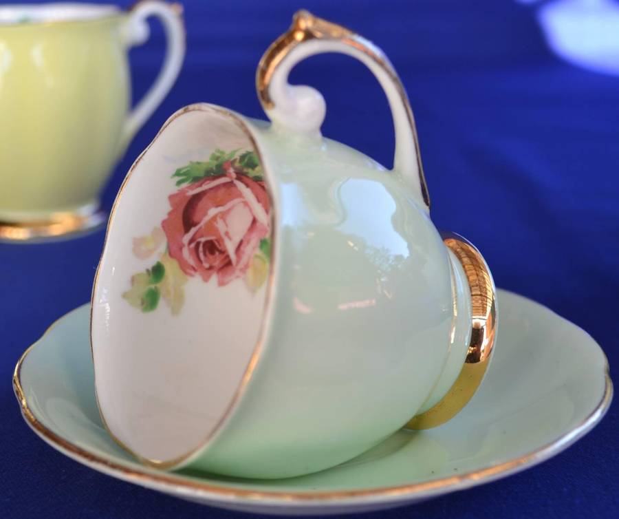 Queen Anne Duo, Sugar Bowl and Creamer - Vintage