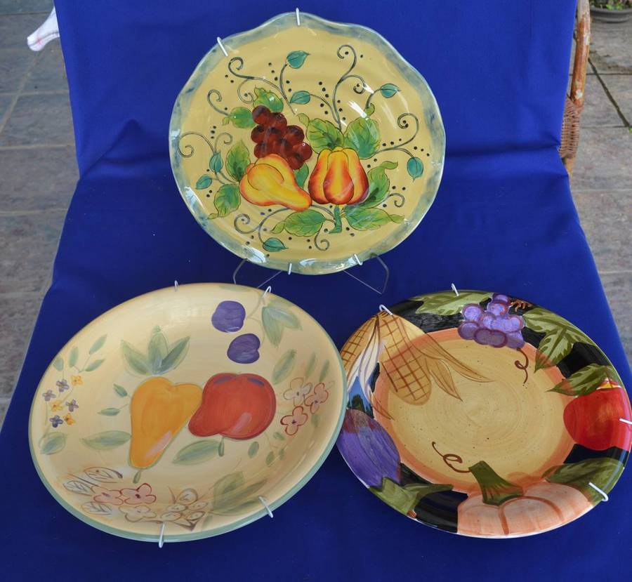Decorative Wall plates - 3 Pieces